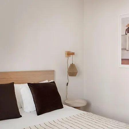 Sunny Rooftop 3br Apartament